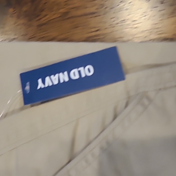 Old navy diva khaki's Size 8.  NEW - Picture 4 of 6